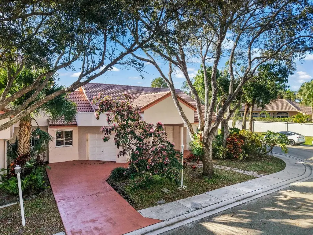 10945 W Broward Boulevard #10945, Plantation, FL 33324 - Image #1