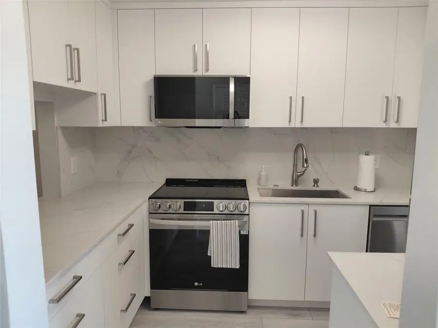 1951 NE 39th Street #127, Lighthouse Point, FL 33064 - #2