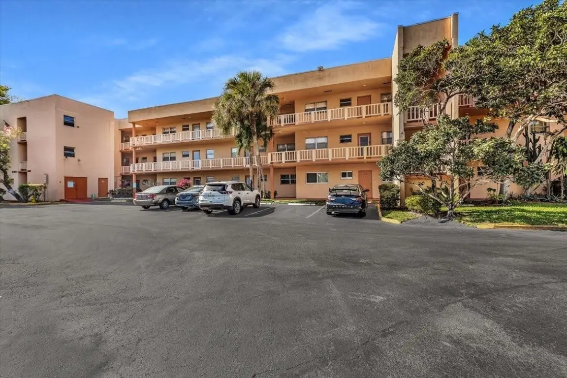8380 Lagos De Campo Boulevard #110, Tamarac, FL 33321 - Image #1