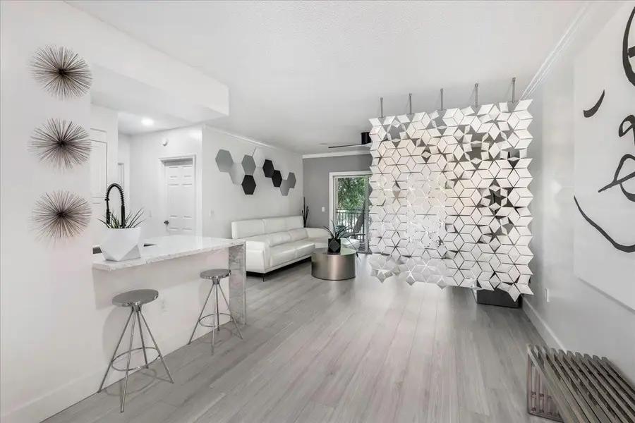 2452 Centergate Drive #203, Miramar, FL 33025 - Image #2