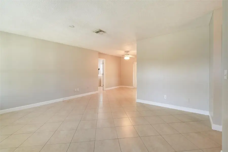 332 NE Cullman Court, Port Saint Lucie, FL 34983 - Image #3