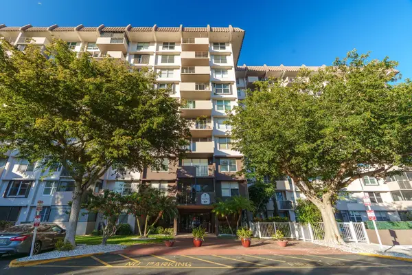 777 S Federal Hy #811-D, Pompano Beach, FL 33062