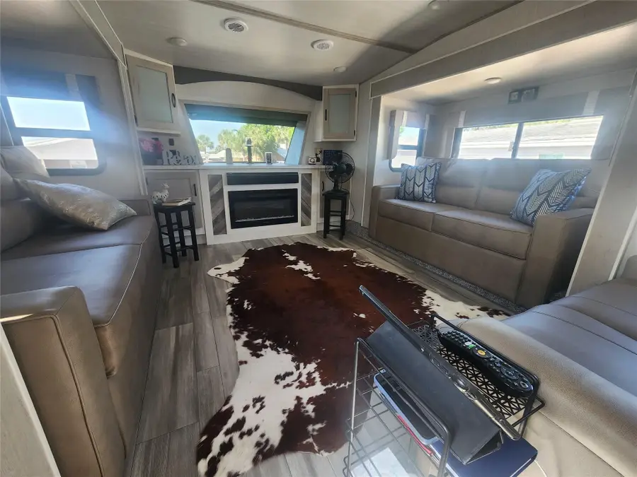 Address Withheld By Seller, Okeechobee, FL 34974 - Image #2