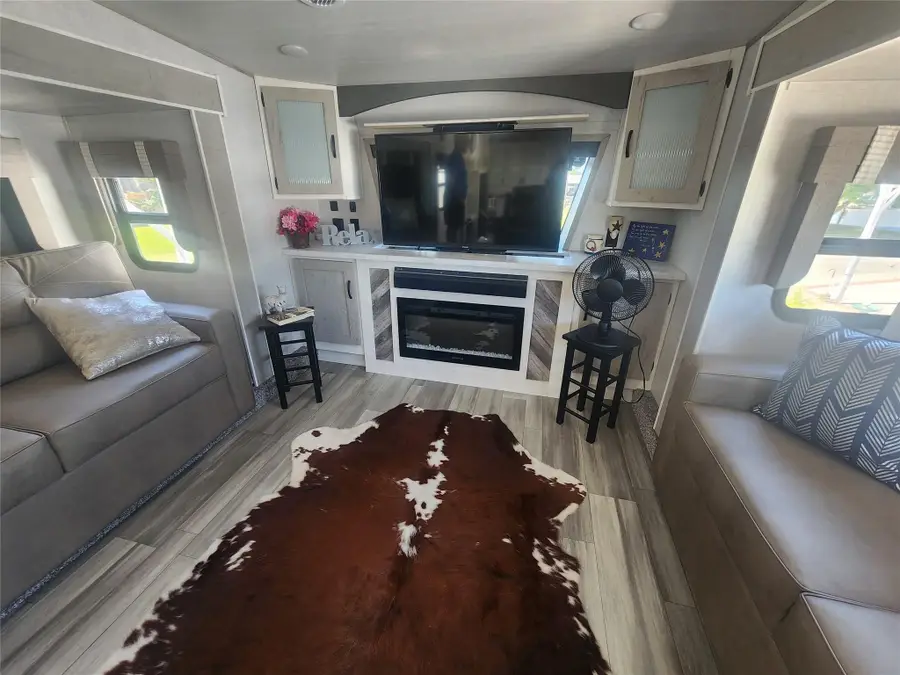 Address Withheld By Seller, Okeechobee, FL 34974 - Image #3