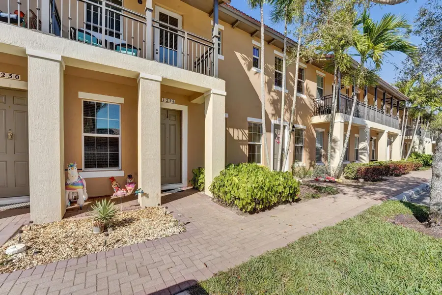 1226 SW 147th Terrace #1226, Pembroke Pines, FL 33027 - Image #2