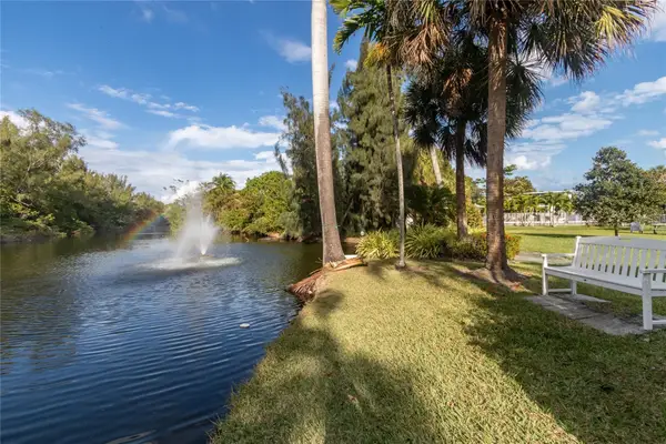 1035 SE 15th Street #10B, Fort Lauderdale, FL 33316