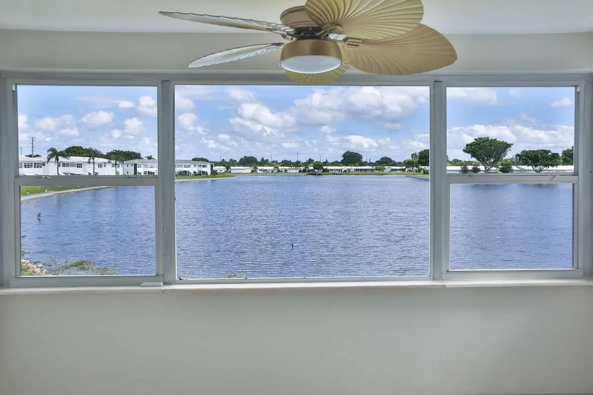 1116 Lake Terrace #207 G, Boynton Beach, FL 33426 - Image #1