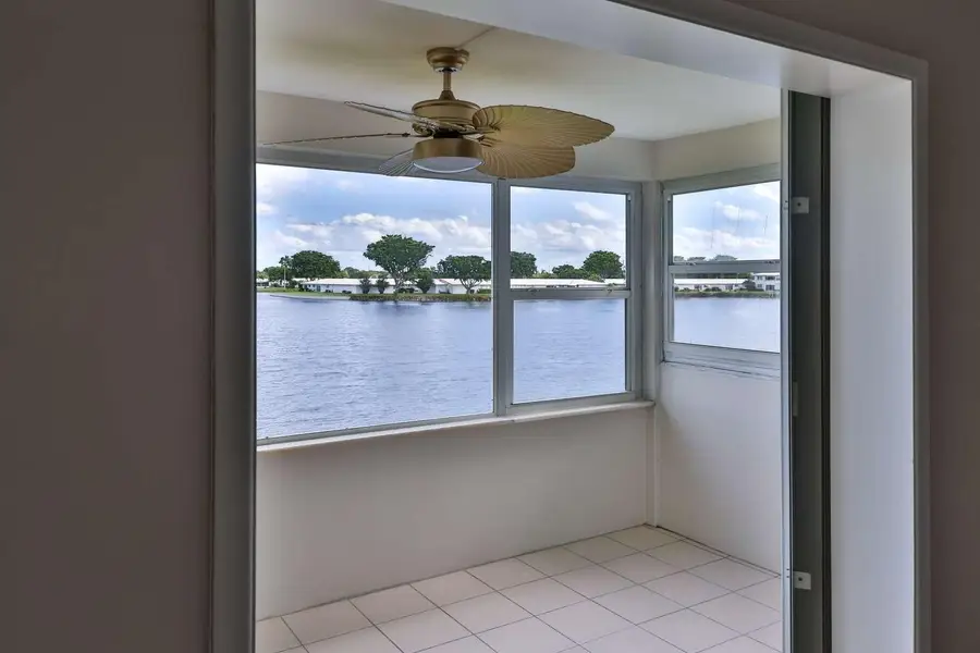 1116 Lake Terrace #207 G, Boynton Beach, FL 33426 - Image #2