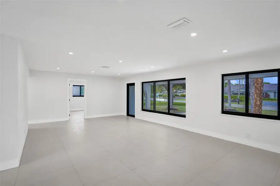 518 Linnet Circle, Delray Beach, FL 33444 - Image #3