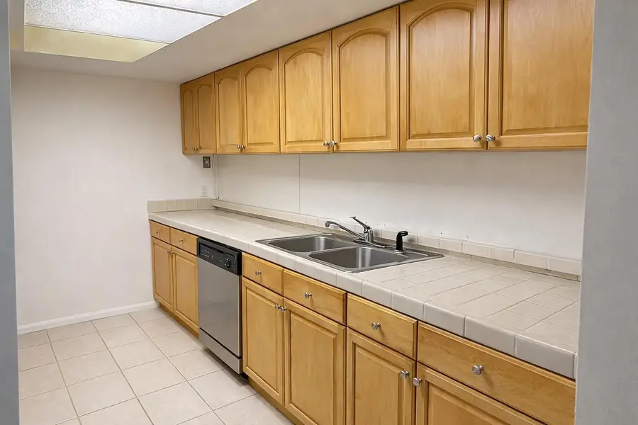 1294 White Pine Drive #1294, Wellington, FL 33414 - Image #3