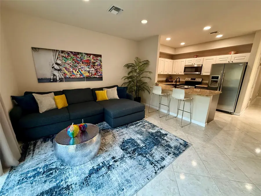 37 SE 3rd Avenue, Hallandale Beach, FL 33009 - #3