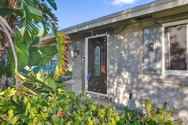 201 SE 24 Avenue, Boynton Beach, FL 33435