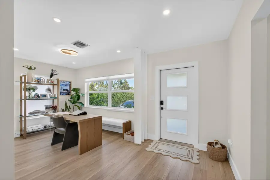 520 36th Street, West Palm Beach, FL 33407 - Image #3