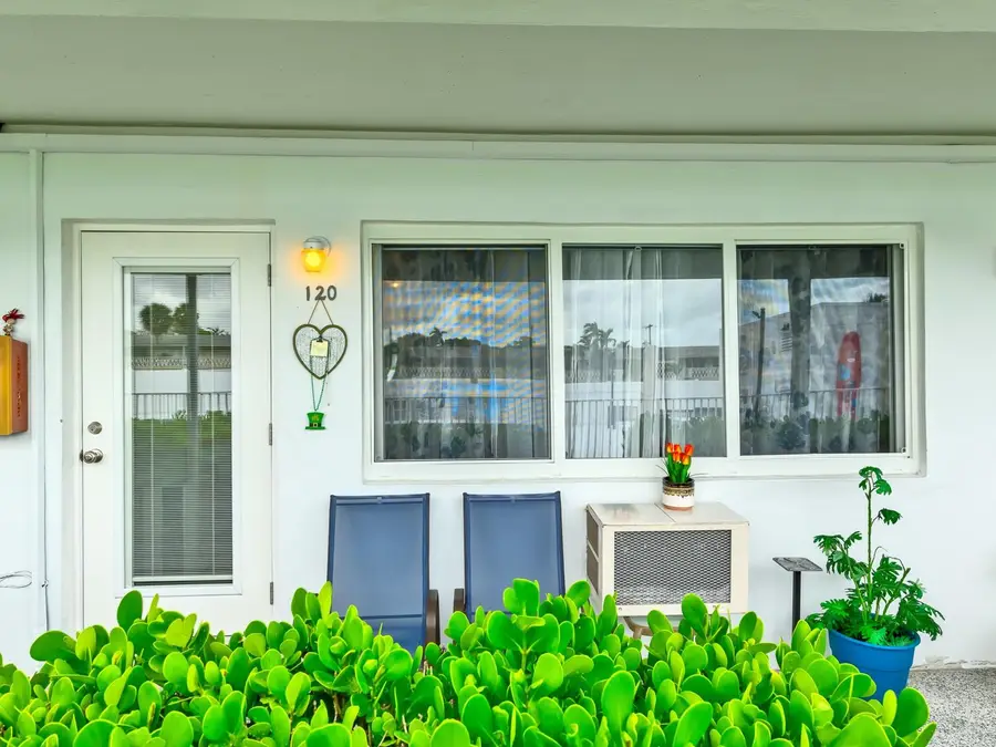 851 Atlantic Shores Boulevard #120, Hallandale Beach, FL 33009 - Image #3