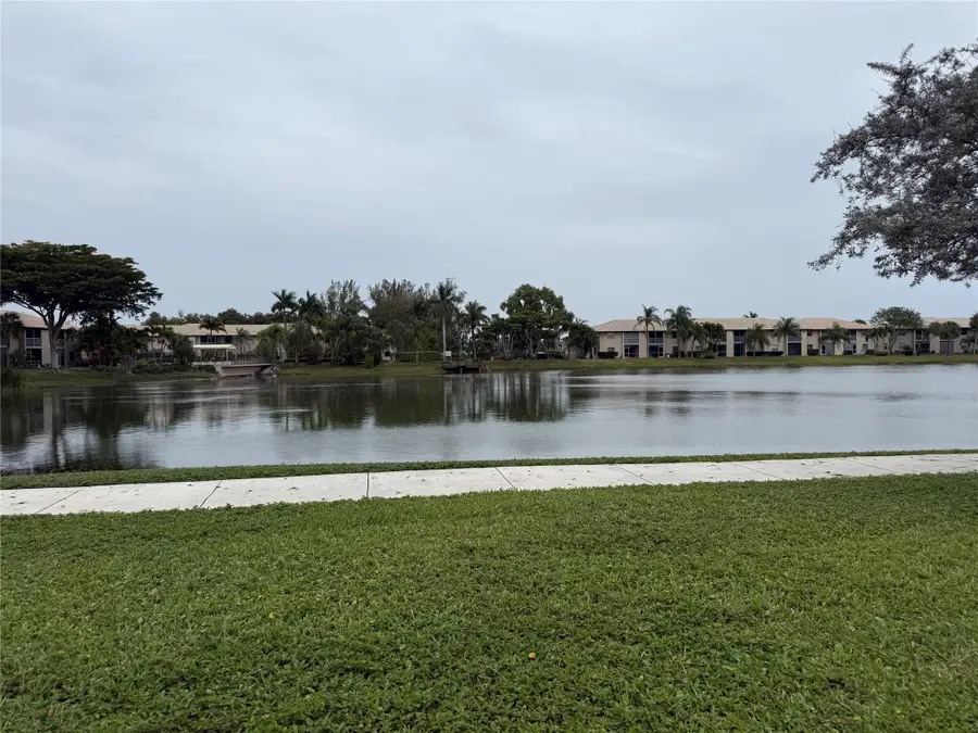 5571 Lakeside Drive #203, Margate, FL 33063 - Image #2