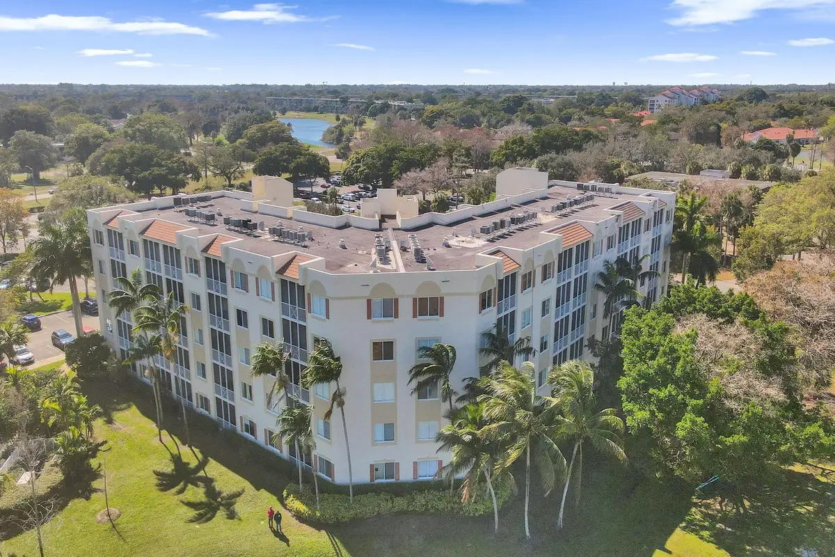 3600 Oaks Clubhouse Drive #408, Pompano Beach, FL 33069 - #1