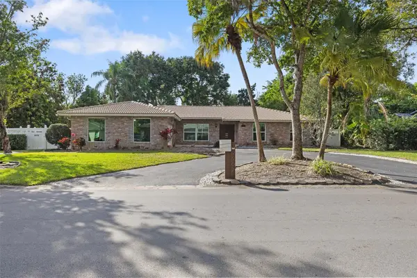 9902 NW 20th Street, Coral Springs, FL 33071