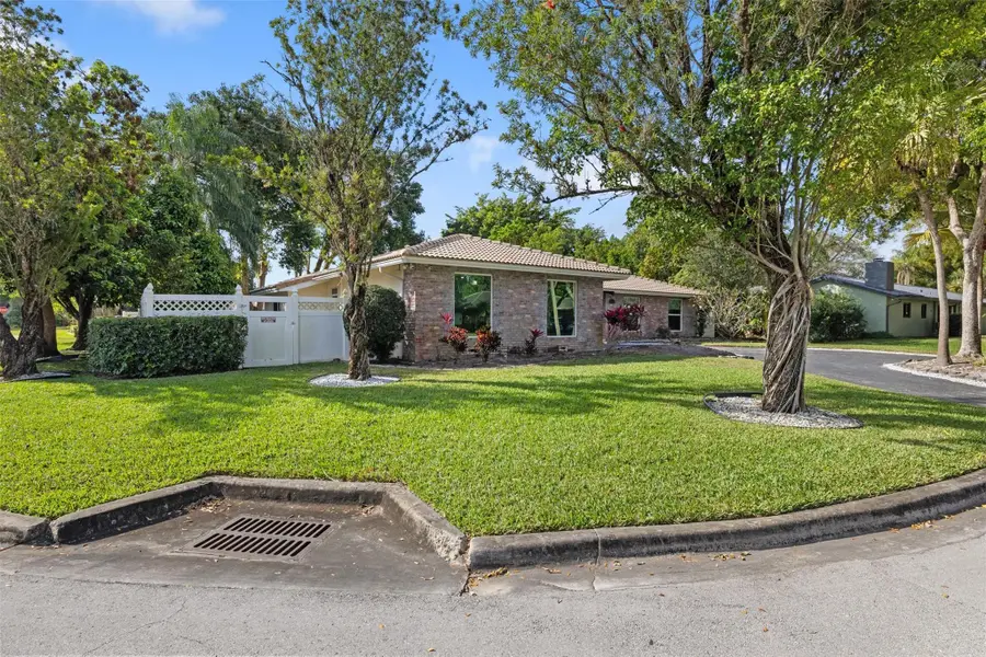 9902 NW 20th Street, Coral Springs, FL 33071 - Image #2