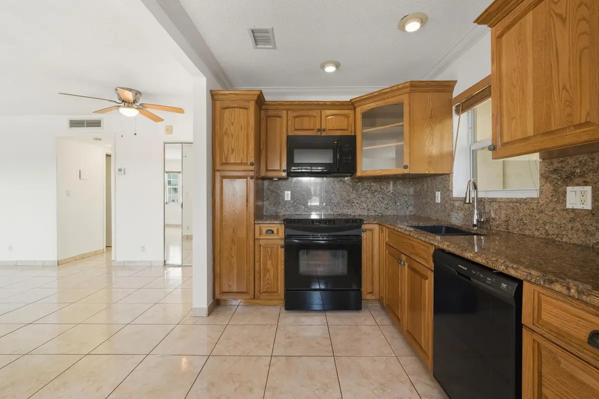 1455 N 12th Court #2B, Hollywood, FL 33019 - Image #1