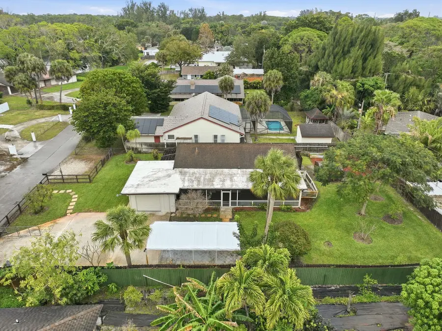 708 Dixie Lane, West Palm Beach, FL 33415 - Image #3