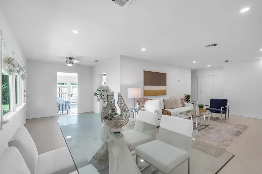 375 Orange Way, West Palm Beach, FL 33405 - Image #3