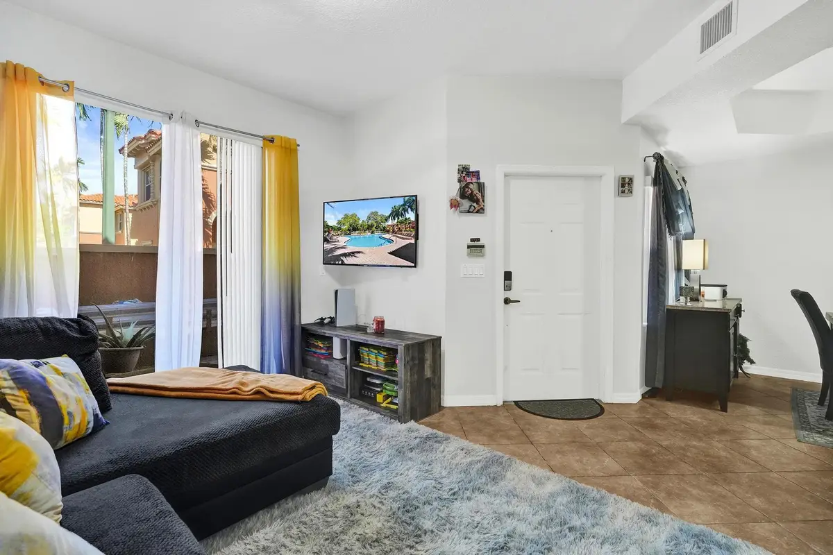 2315 Clipper Place, Fort Lauderdale, FL 33312 - Image #1