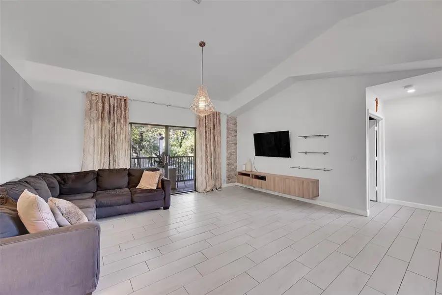 10511 NW 10th Street #D-132, Plantation, FL 33322 - Image #2