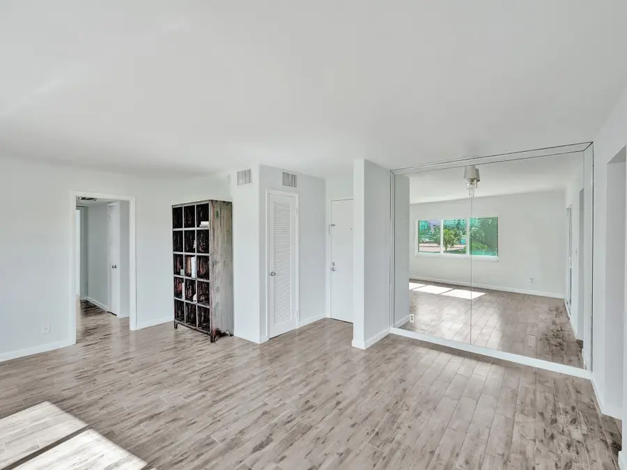 720 Bayshore Drive #302, Fort Lauderdale, FL 33304 - #3