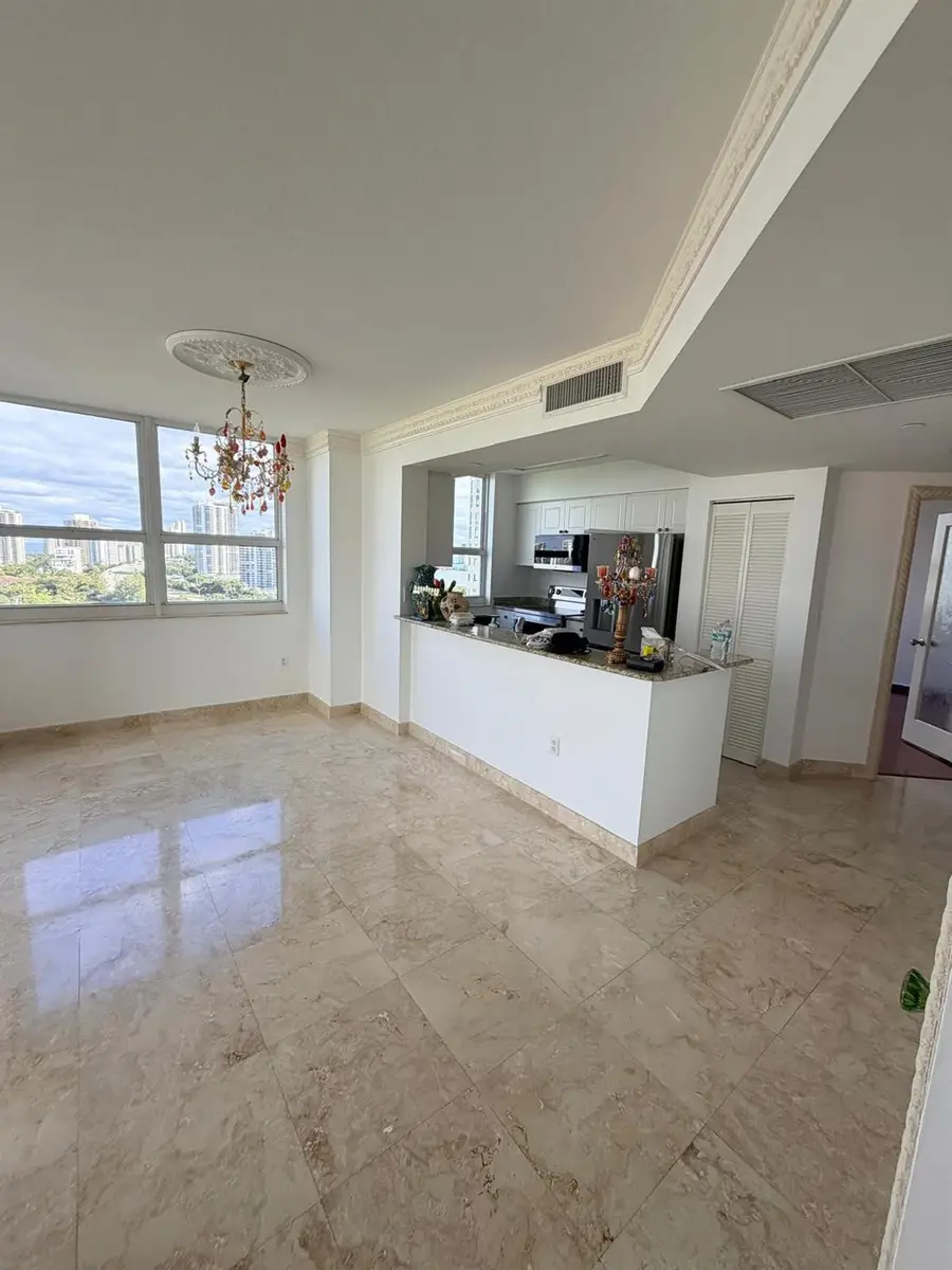 19501 W Country Club Drive #1814, Aventura, FL 33180 - Image #3