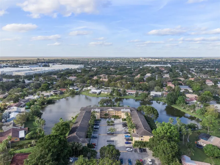 11453 NW 39th Court #312-2, Coral Springs, FL 33065 - Image #2