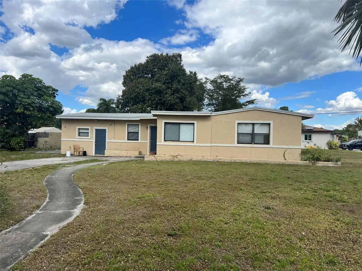 3201 Glendale Boulevard, Fort Lauderdale, FL 33312 - Image #1