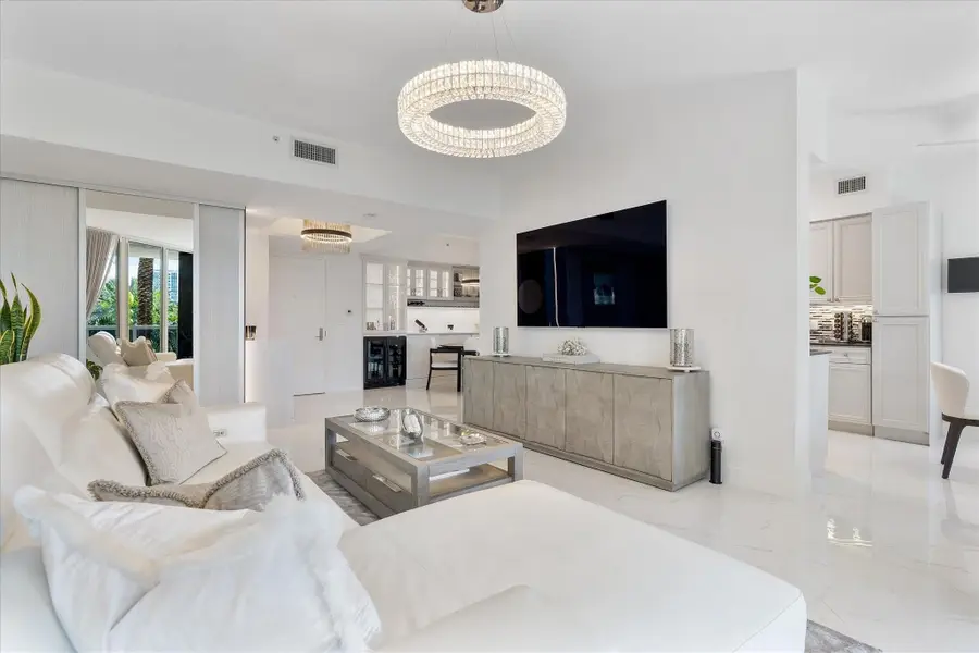 3100 N Ocean Boulevard #306, Fort Lauderdale, FL 33308 - Image #3