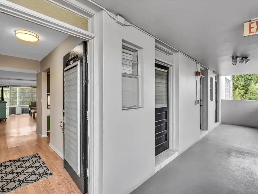 2881 NW 47th Terrace #209, Lauderdale Lakes, FL 33313 - Image #3