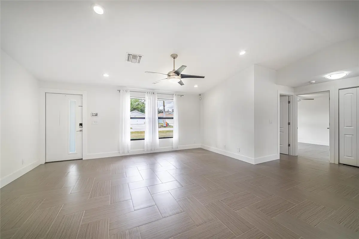 8460 Raymond Drive, Boynton Beach, FL 33472 - Image #1