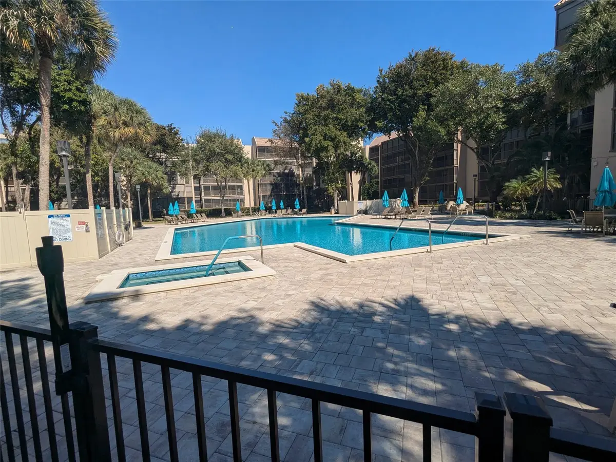 2812 N 46th Avenue #G 272, Hollywood, FL 33021 - #1