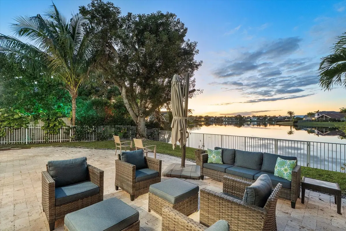 15561 NW 12th Place, Pembroke Pines, FL 33028 - #1