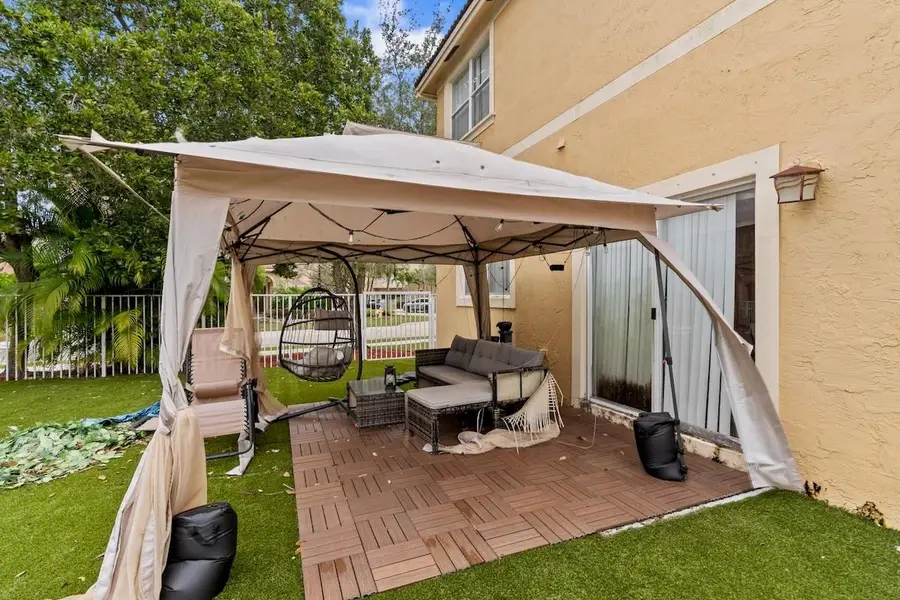 904 NW 126th Avenue, Coral Springs, FL 33071 - Image #2