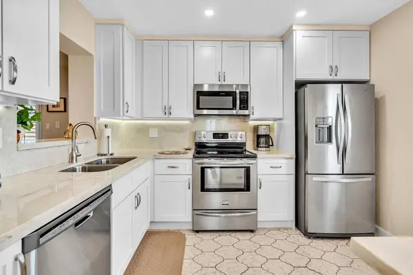 5800 NW 83rd Terrace, Tamarac, FL 33321