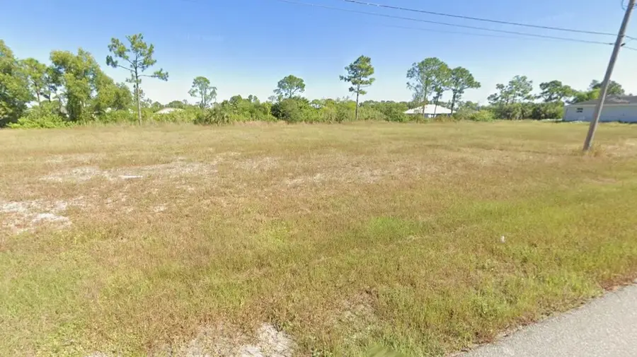 1811 NE 44th Street, Cape Coral, FL 33909 - Image #2