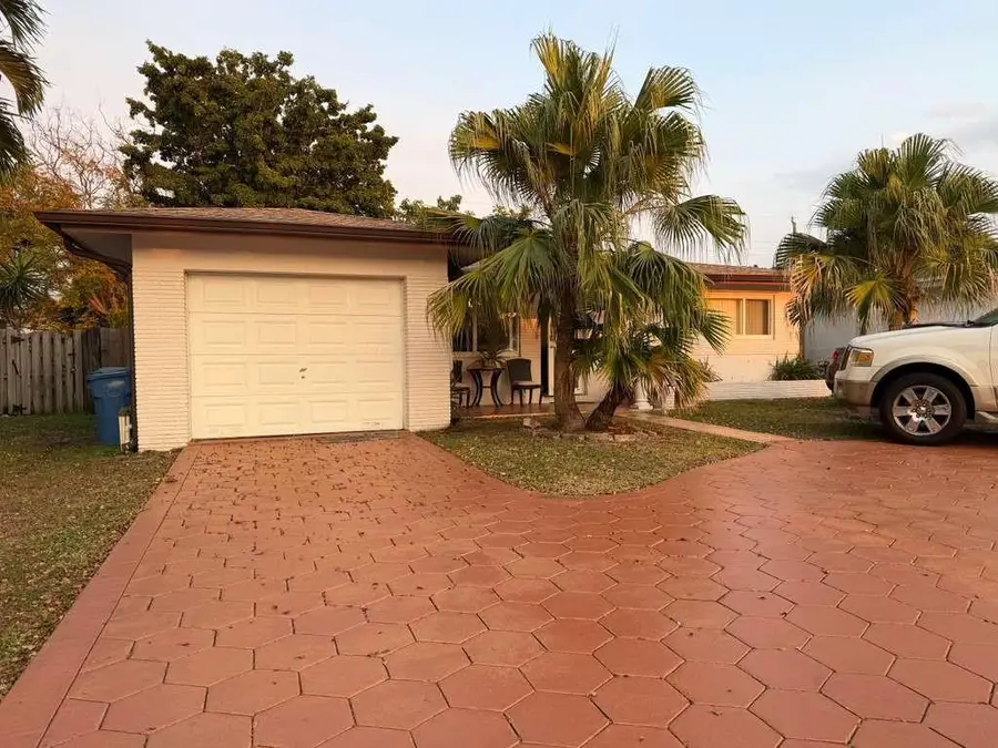Address Withheld By Seller, Fort Lauderdale, FL 33334 - #3