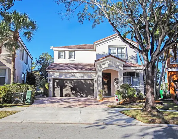 15505 SW 49th Court, Miramar, FL 33027