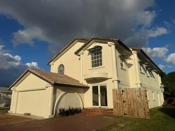 472 NW 2nd Terrace, Deerfield Beach, FL 33441