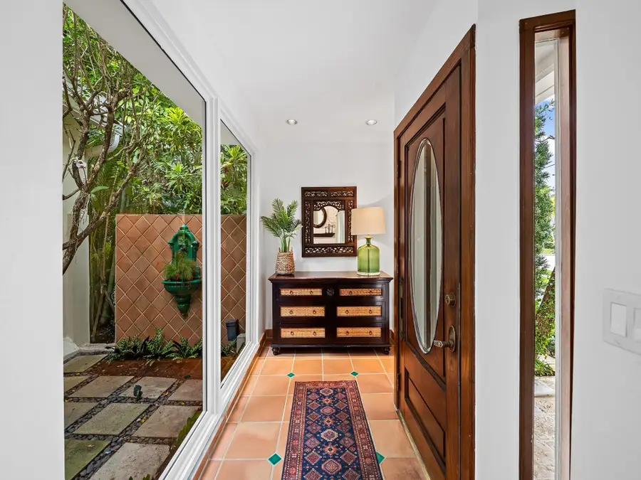 347 Poinciana Drive, Fort Lauderdale, FL 33301 - #3