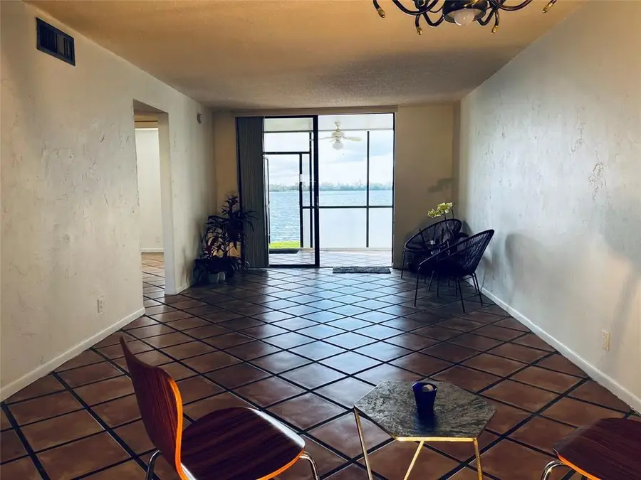 111 Lake Emerald Drive #101, Oakland Park, FL 33309 - Image #3