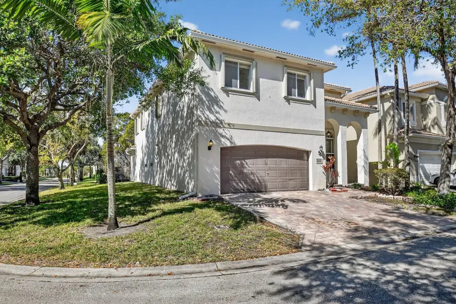 1007 Center Stone Lane, Riviera Beach, FL 33404 - Image #3
