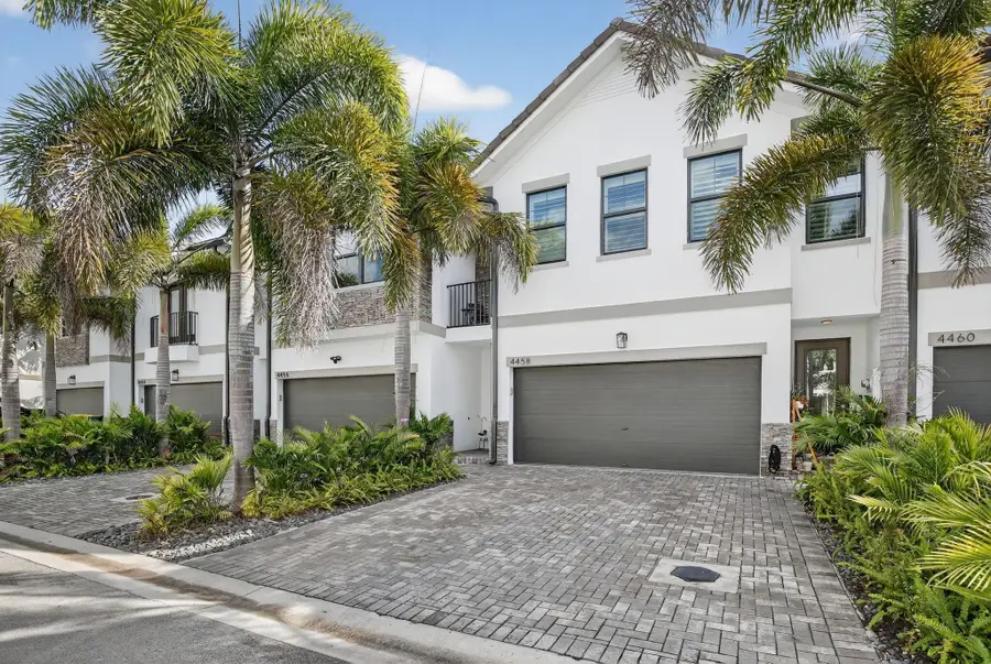 4458 E Aqua Bella Lane #4458, Fort Lauderdale, FL 33312 - #3