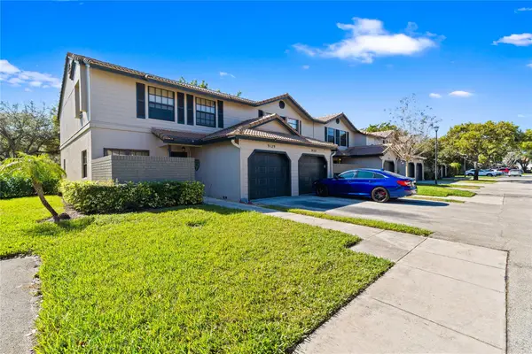 9129 N Vineyard Lake Drive #9129, Plantation, FL 33324