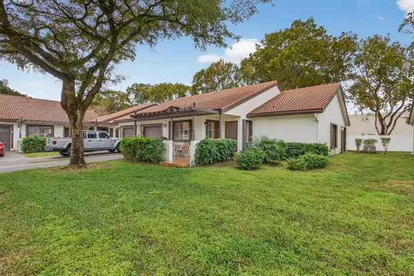 7157 Wisteria Way #7157, Tamarac, FL 33321