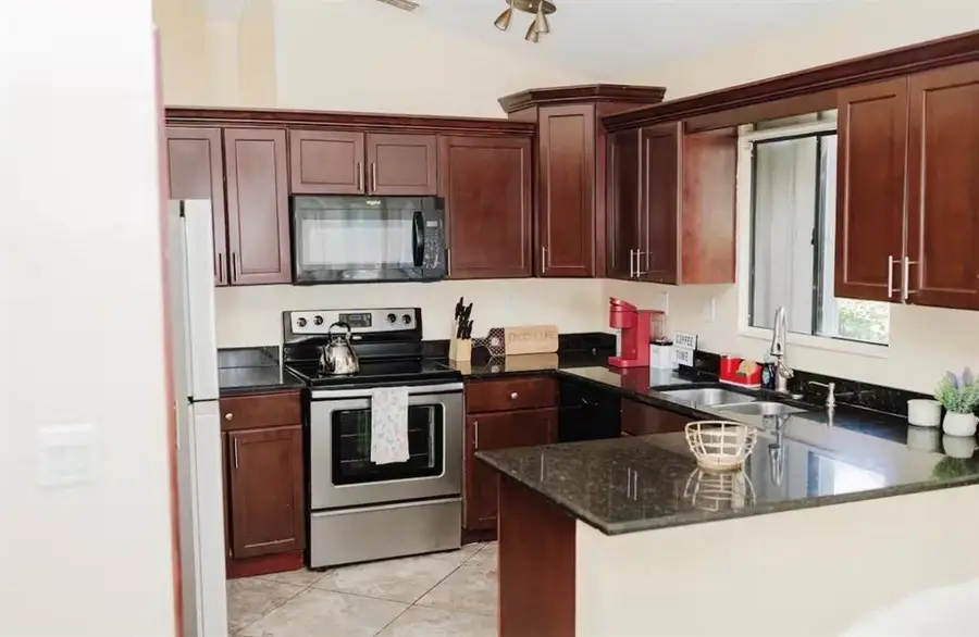 809 E Palm Run Drive, Pompano Beach, FL 33068 - #2