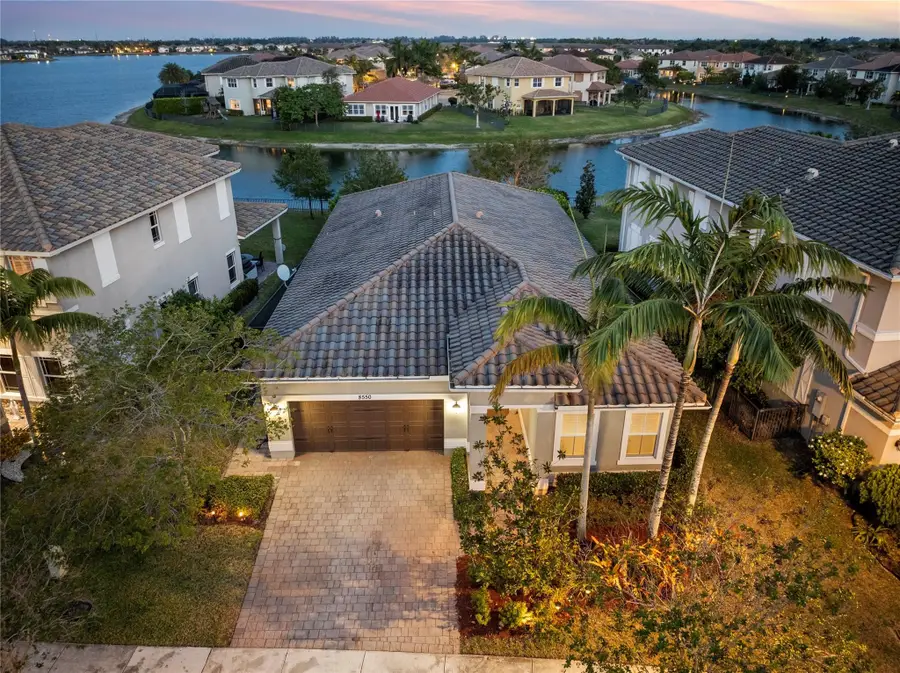 8550 Lakeside Bend, Parkland, FL 33076 - #2